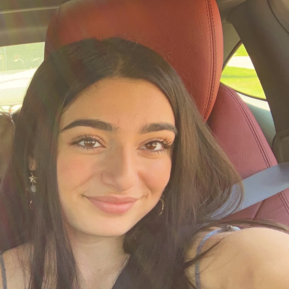 Meet your Posher, Maha